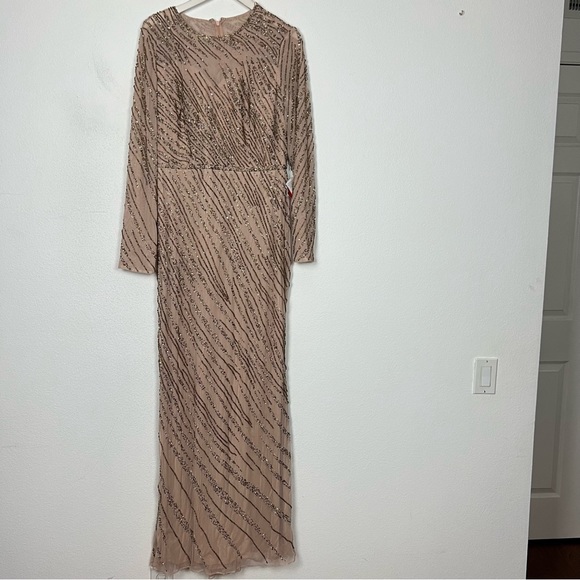 NWT Mac Duggal Long Sleeve Mocha Tan Beaded Gown Size 12 Large - Picture 4 of 8
